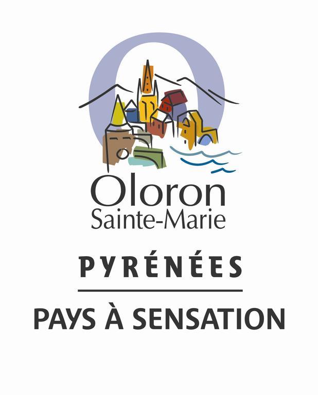 Couett'Hotel Oloron Sainte Marie Εξωτερικό φωτογραφία